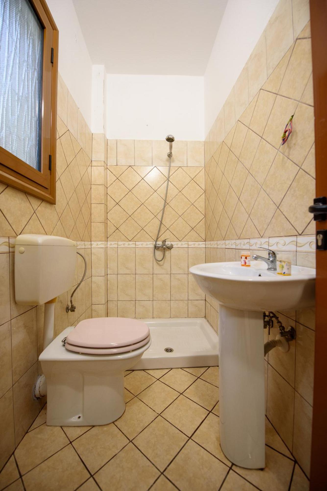 Olivium Rooms Vlora Kültér fotó