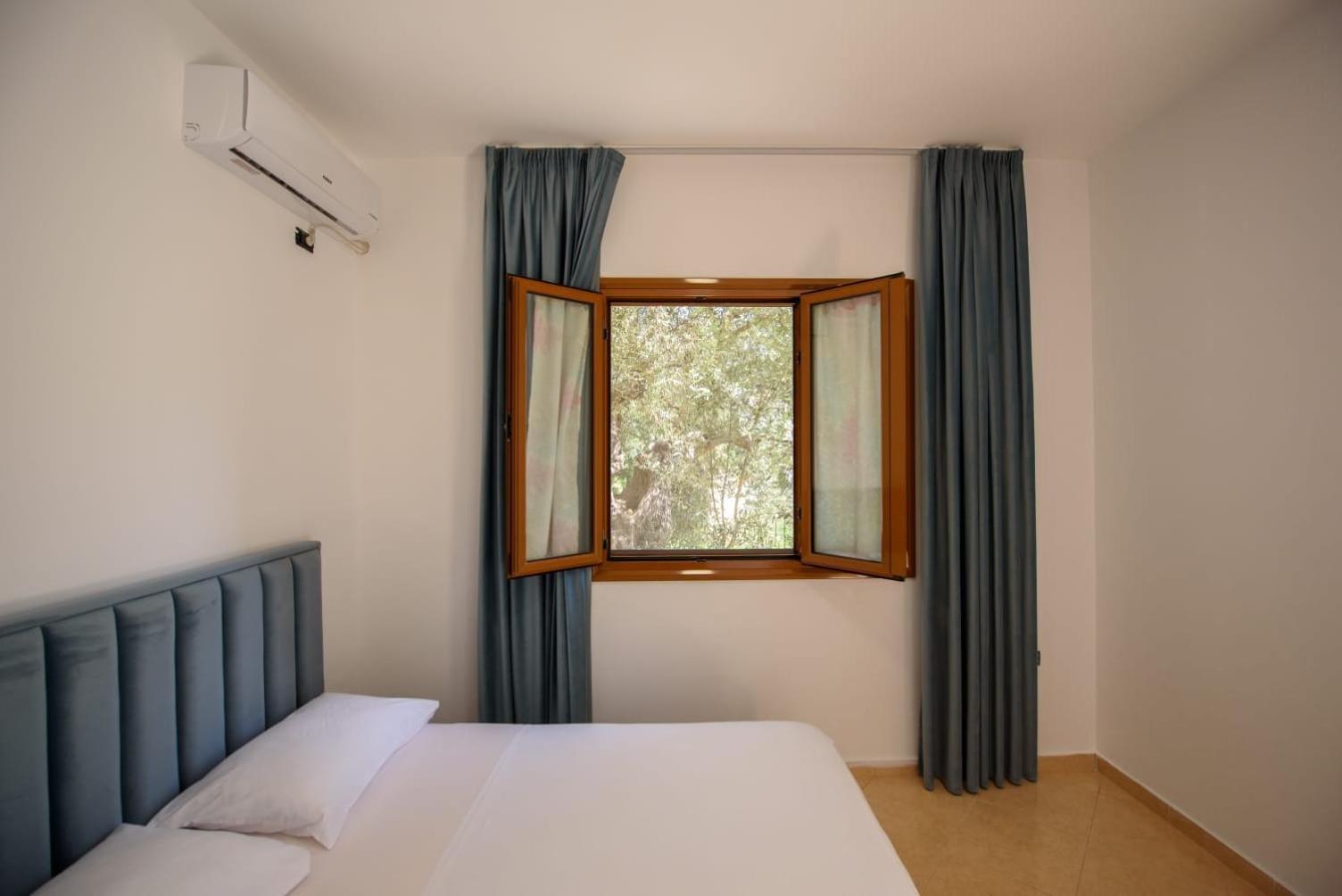 Olivium Rooms Vlora Kültér fotó